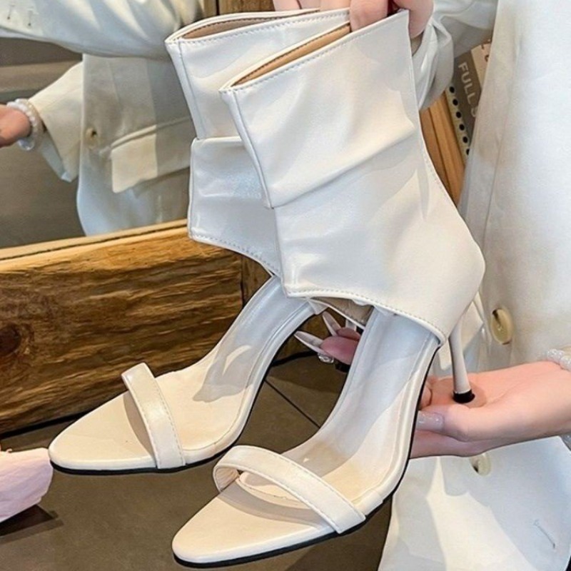 Sandálias de Salto Fino Vazada - Women Fashion Outfits avaliação e preço