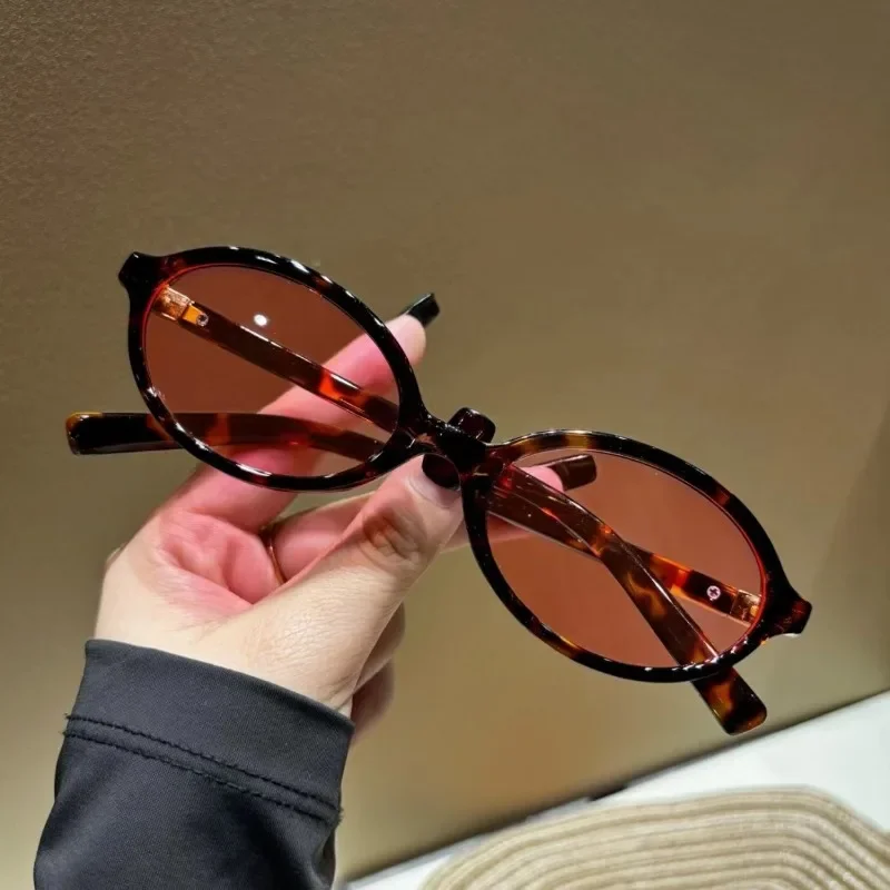 Novos Óculos de Sol em Forma O - Women Fashion Glasses avaliação e preço